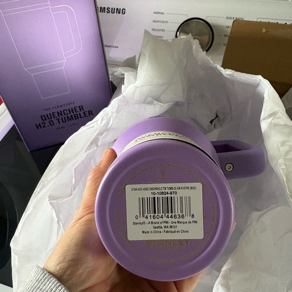 Olivia Rodrigo X Stanley - Picture 2 of 3